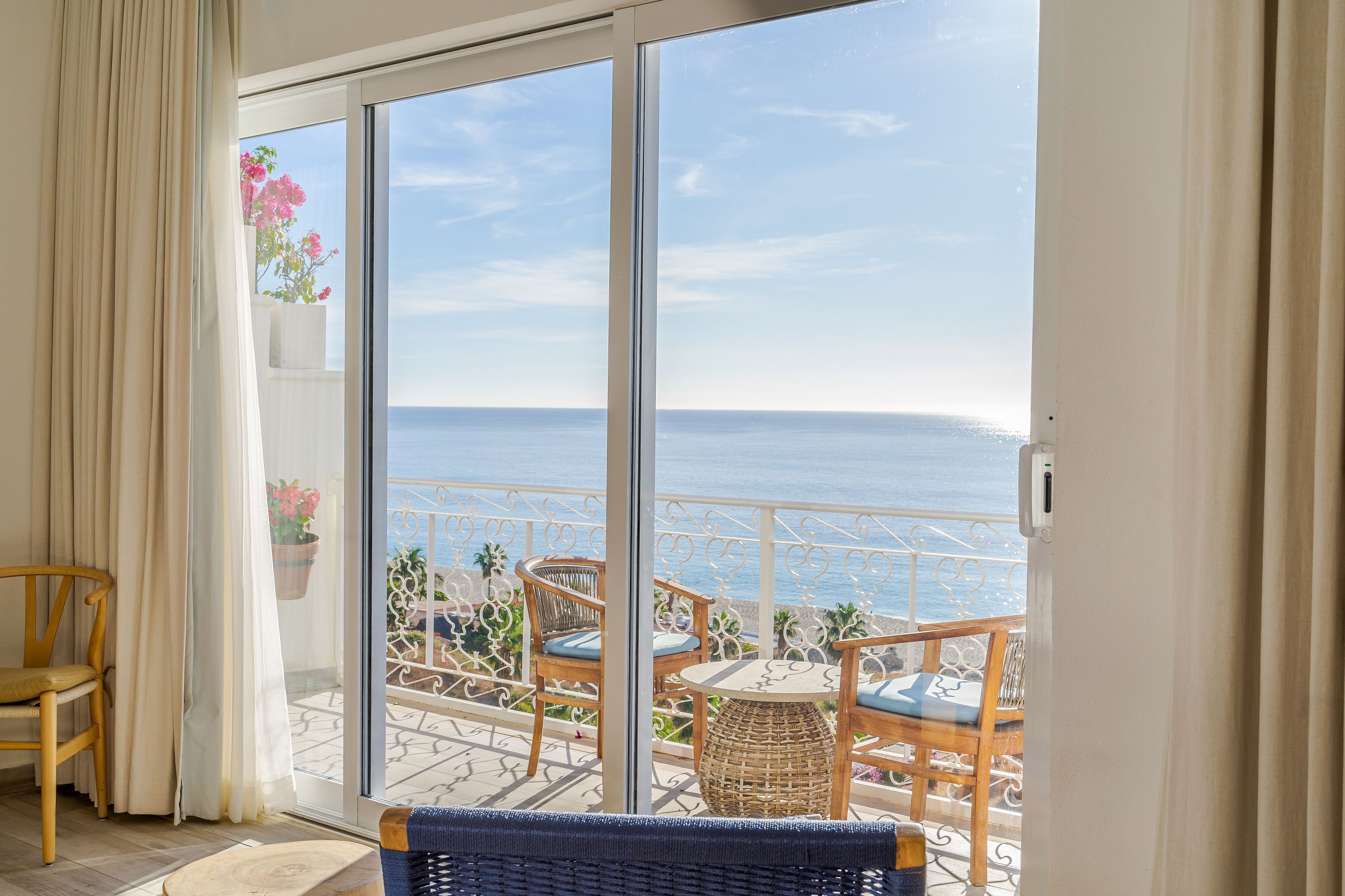 Mar del Cabo by Velas Resorts