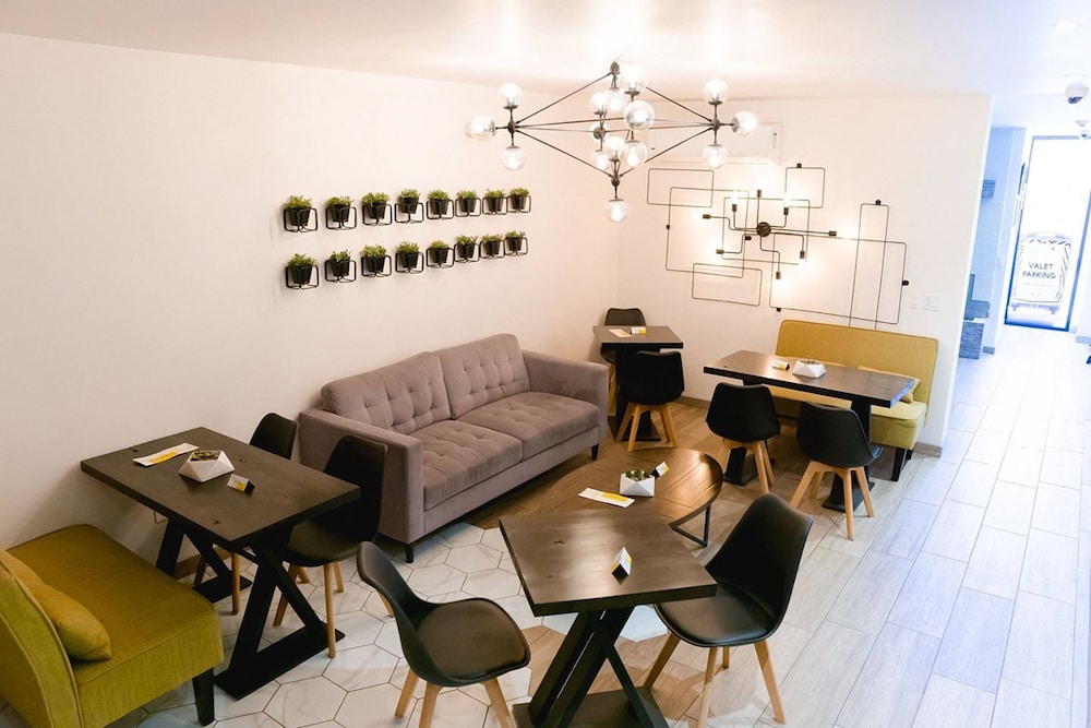 Alou Hotel Boutique