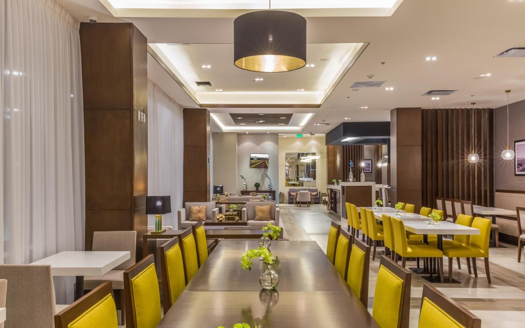 Hampton Inn By Hilton Tijuana