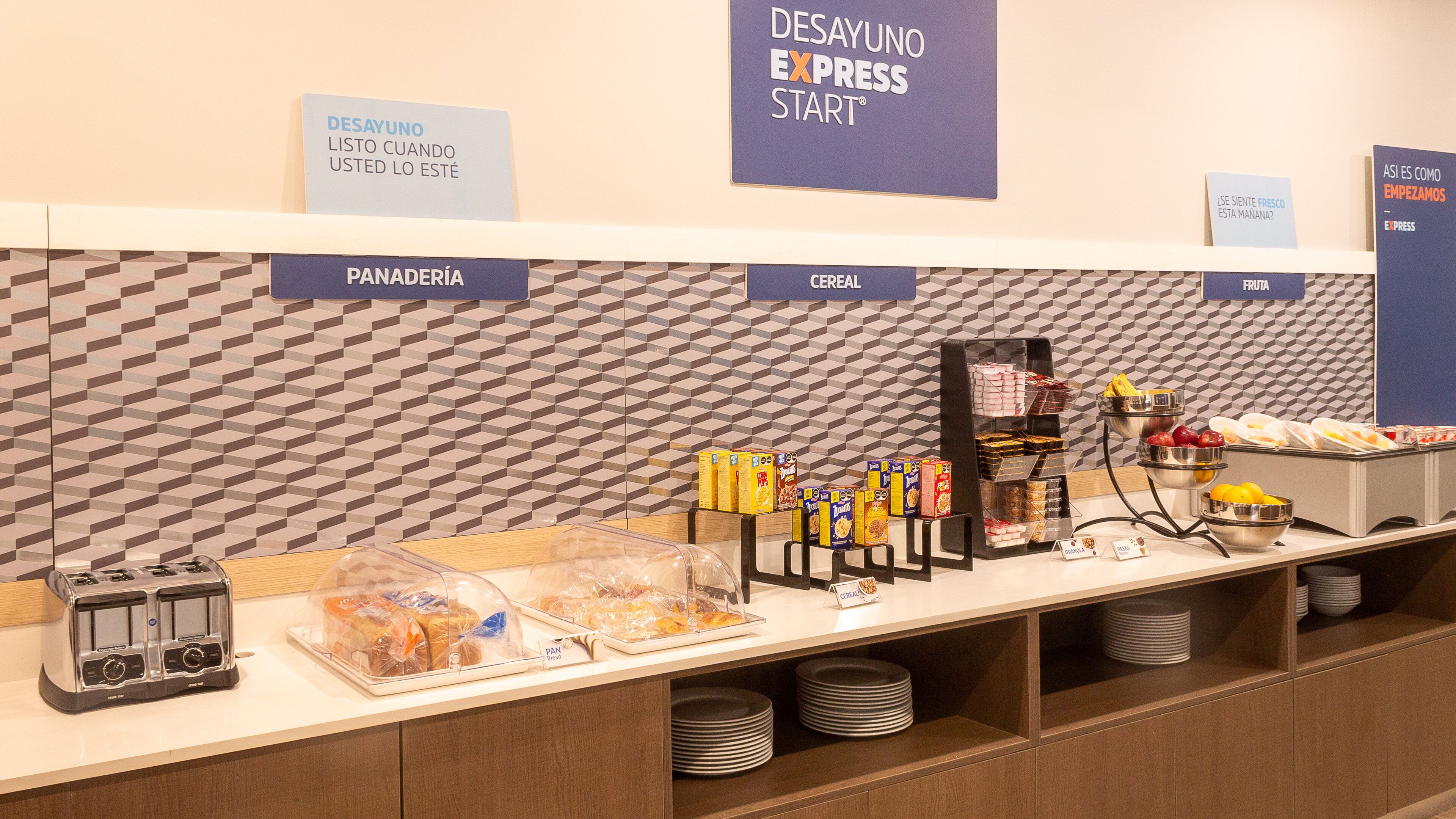 Holiday Inn Express & Suites Tijuana Otay