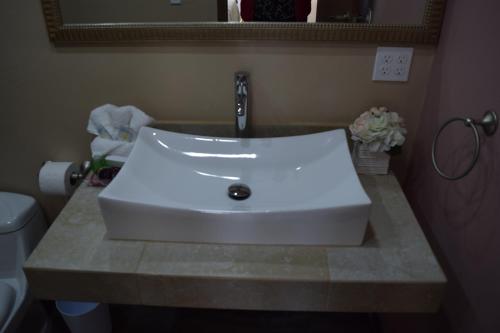Hotel Revolucion