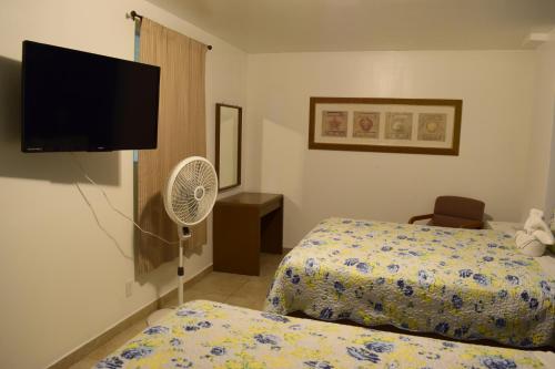 Hotel Revolucion