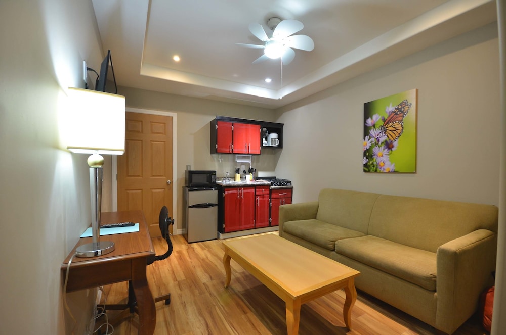 Hotel Suites Del Sol