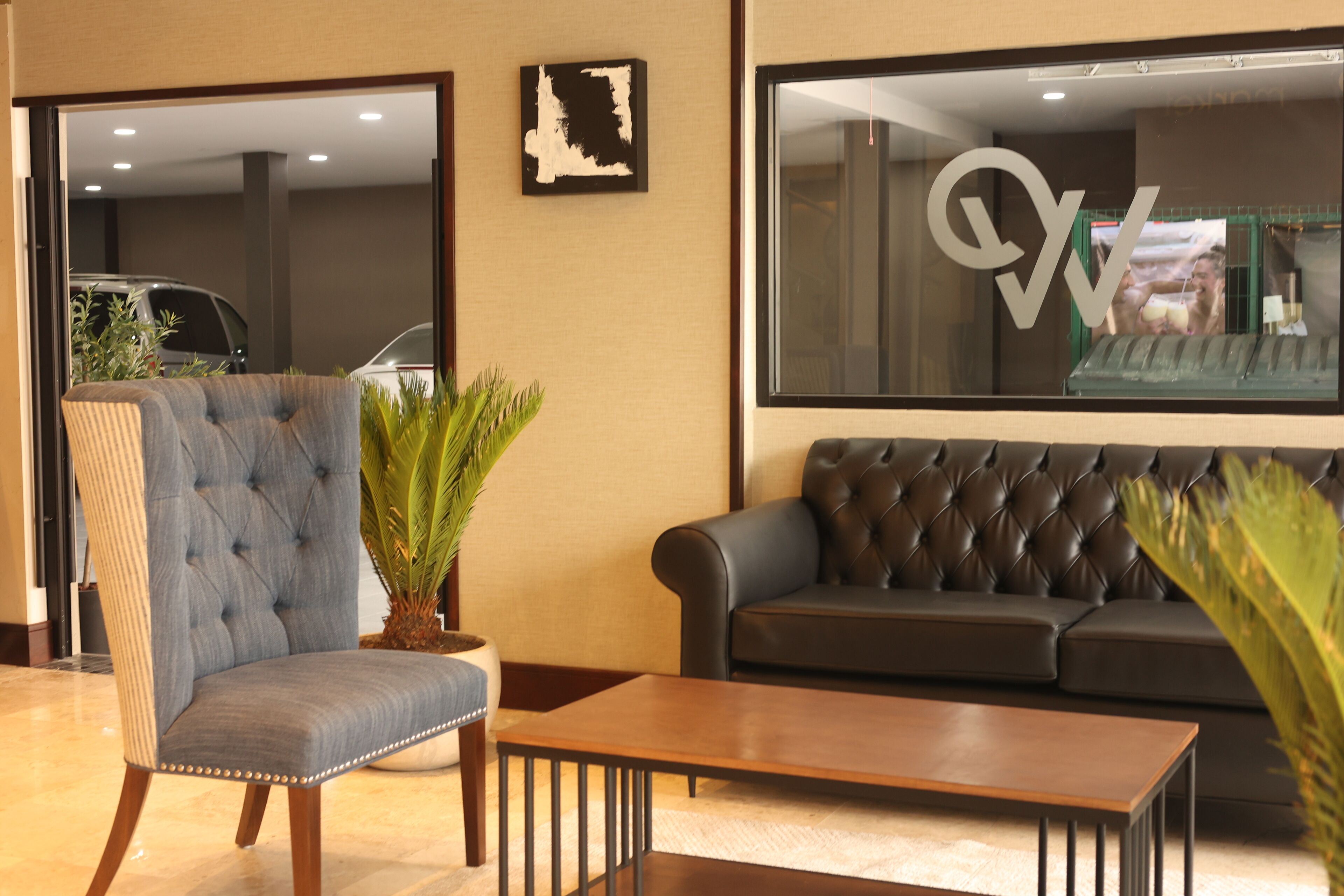 Hotel West Plaza
