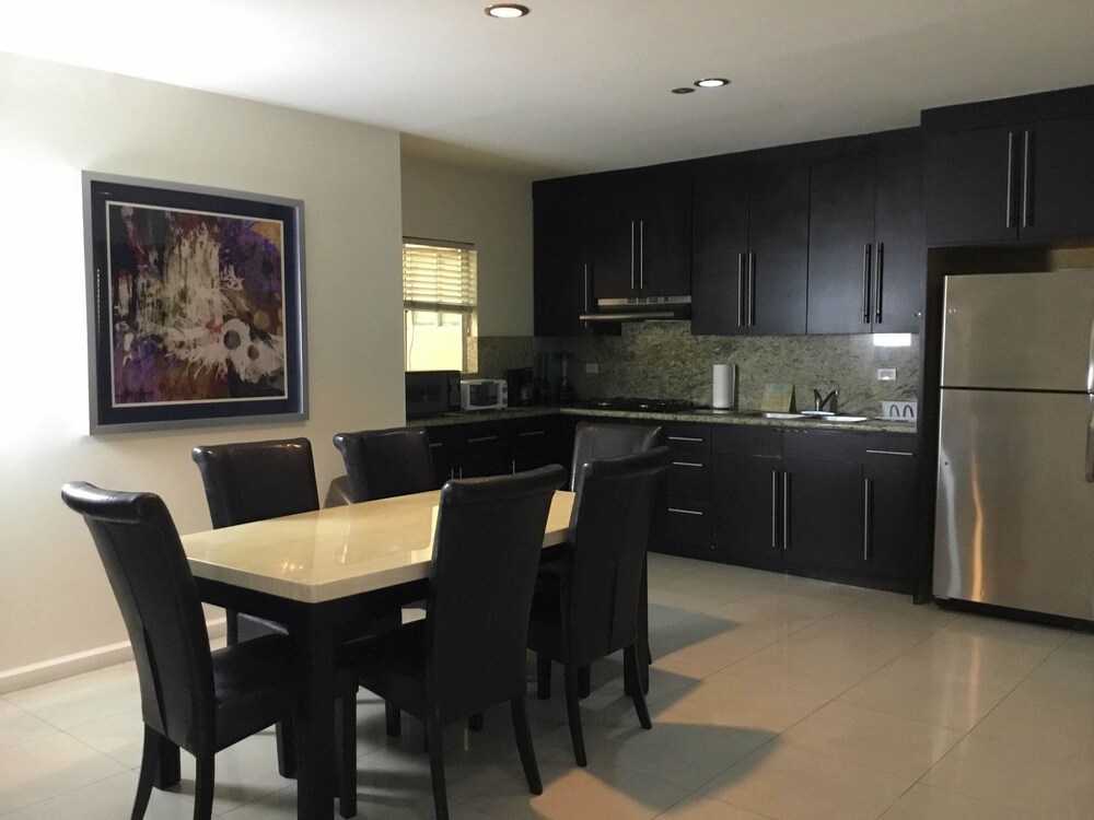 Rio Suites Hotel & Apartments
