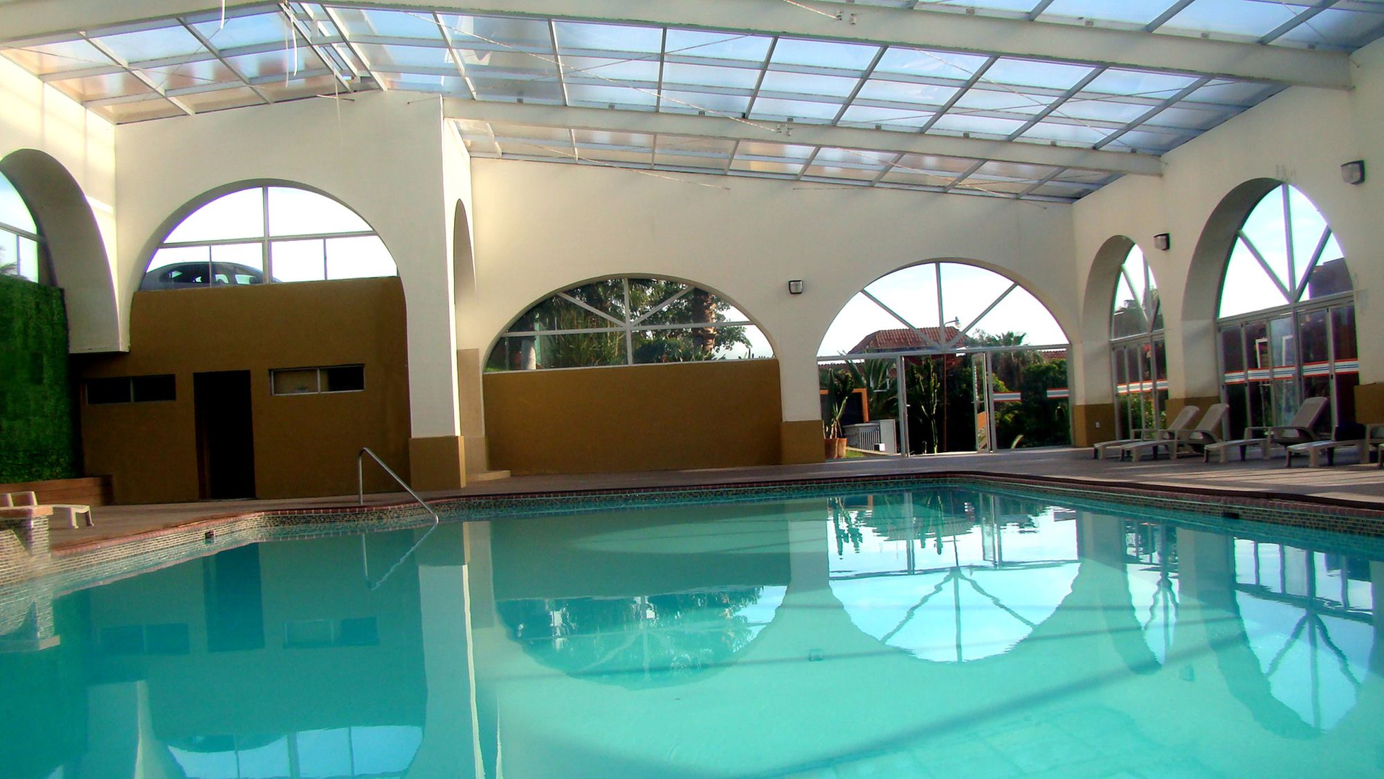 Puerto Nuevo Baja Hotel & Villas