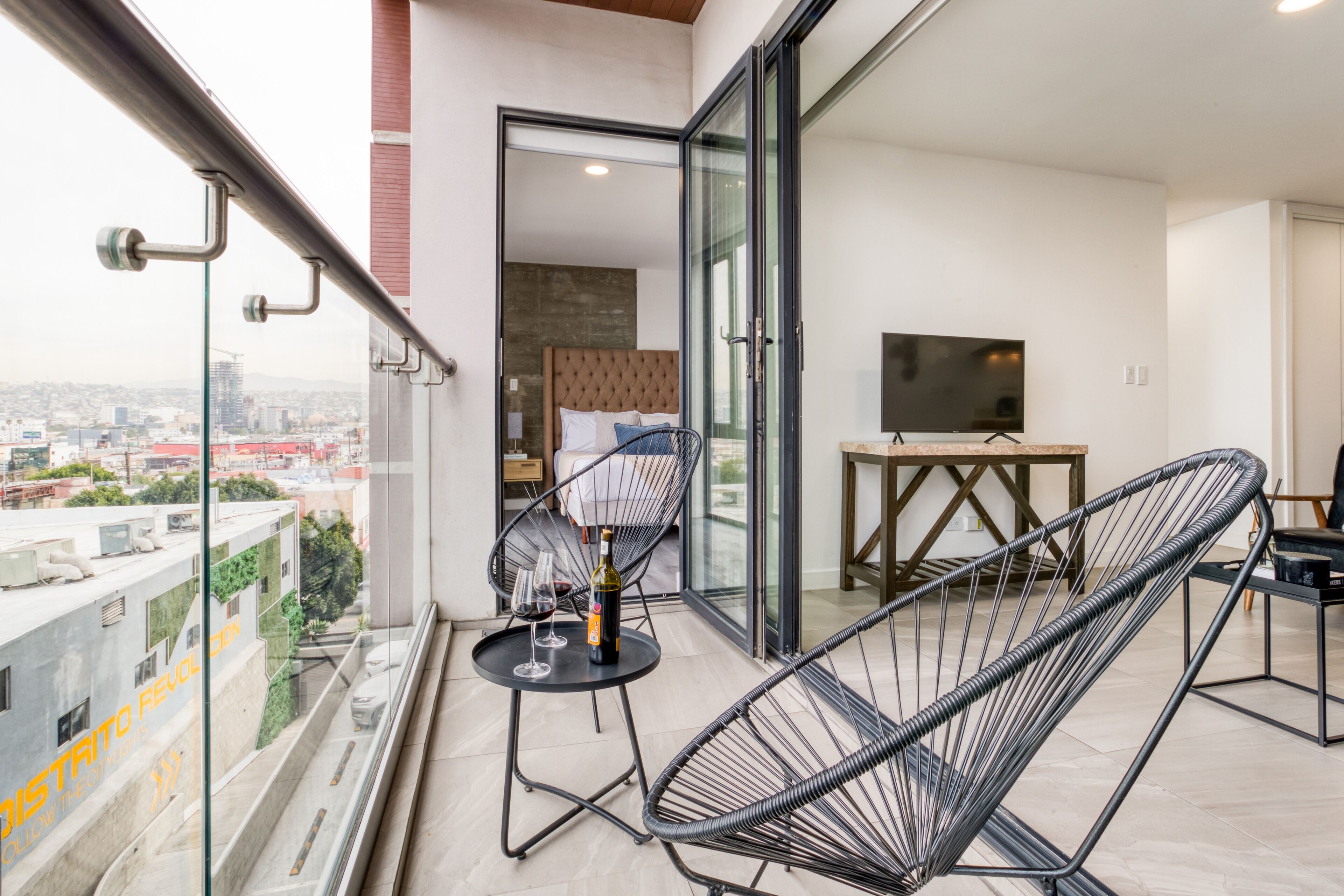 Uliv Revolución Tijuana