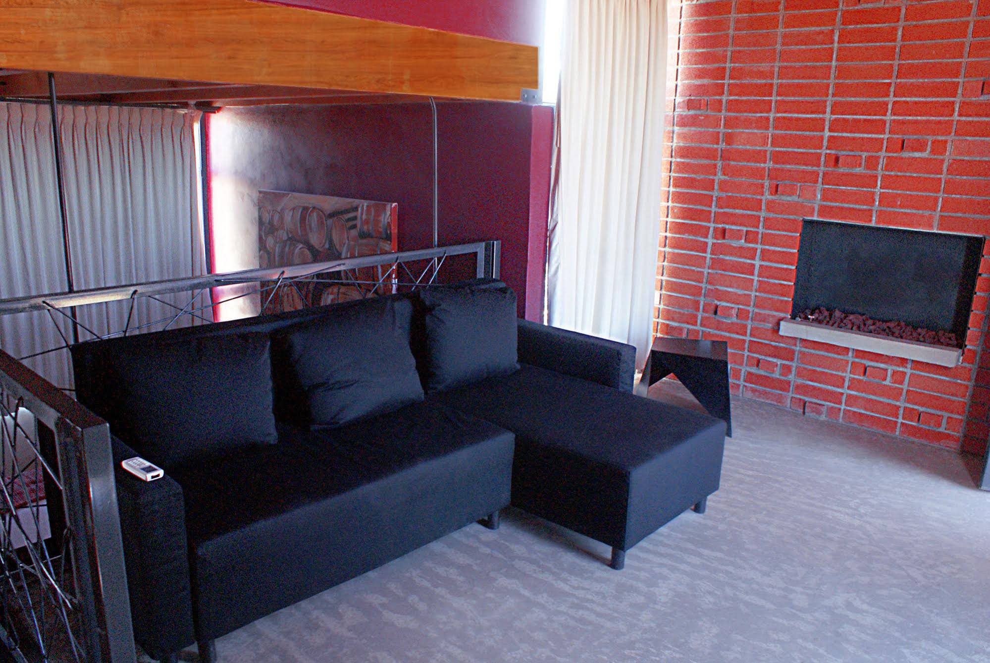 Maglen Tesela Hotel