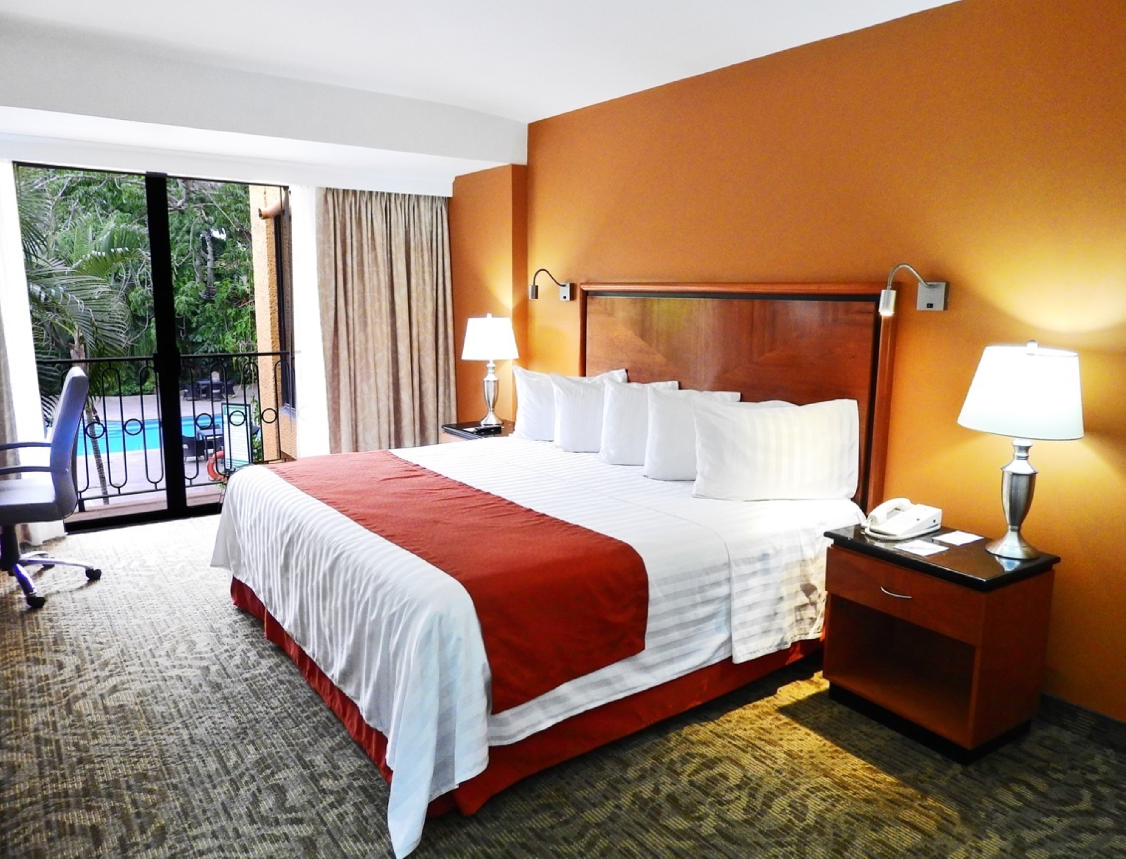 HS HOTSSON Hotel Tampico