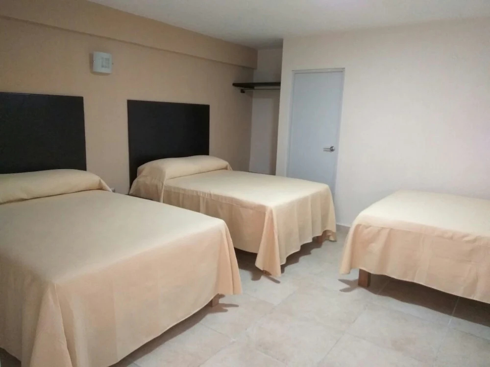 Hotel Puerto Inn