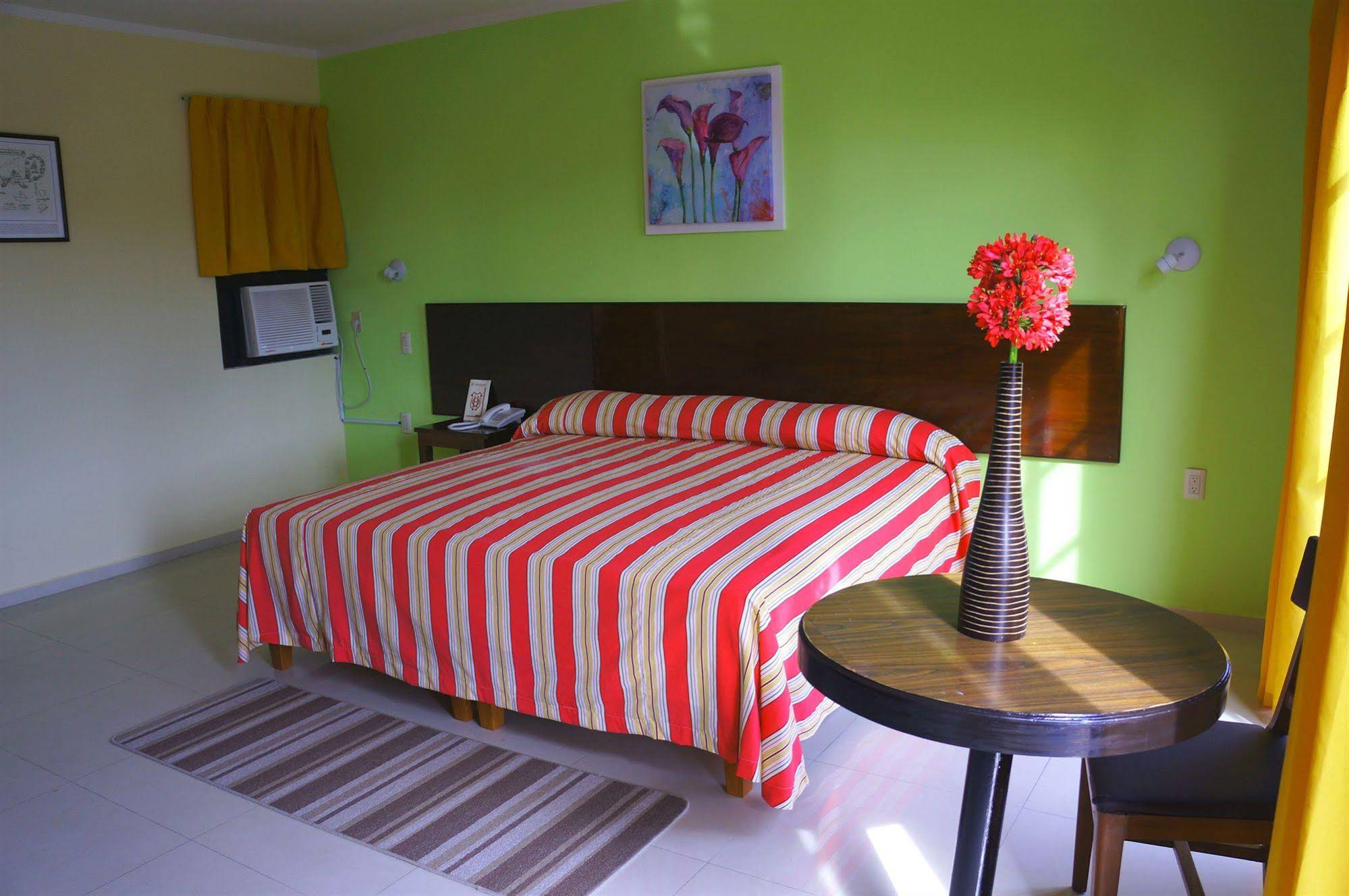 Oriente & Suites Hotel