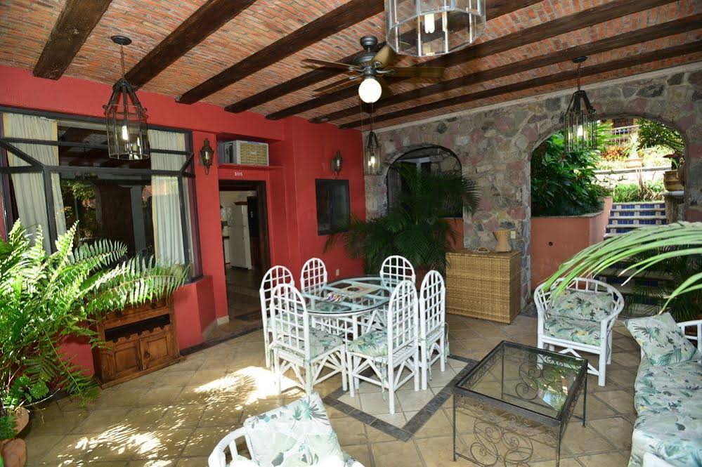 Casa Tres Leones