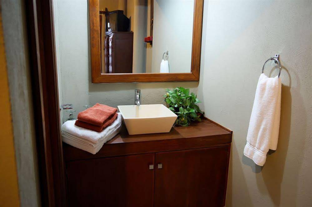 Casa Madonna Providence Hotel Boutique