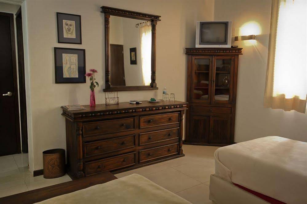 Casa Madonna Providence Hotel Boutique