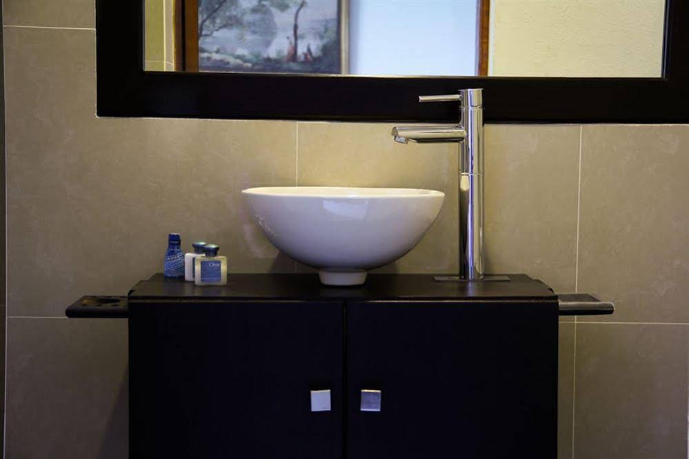 Casa Madonna Providence Hotel Boutique