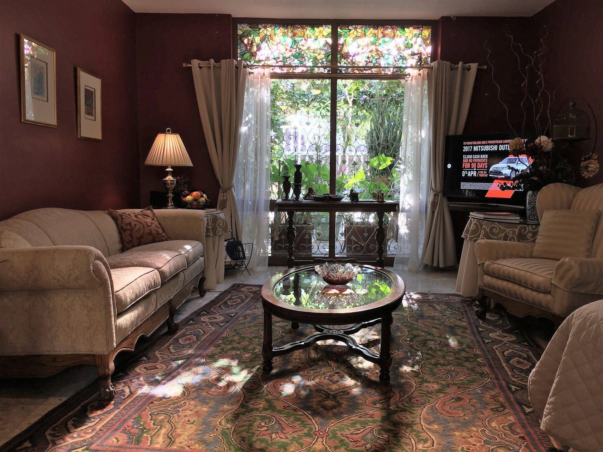 Dickinson Guest House