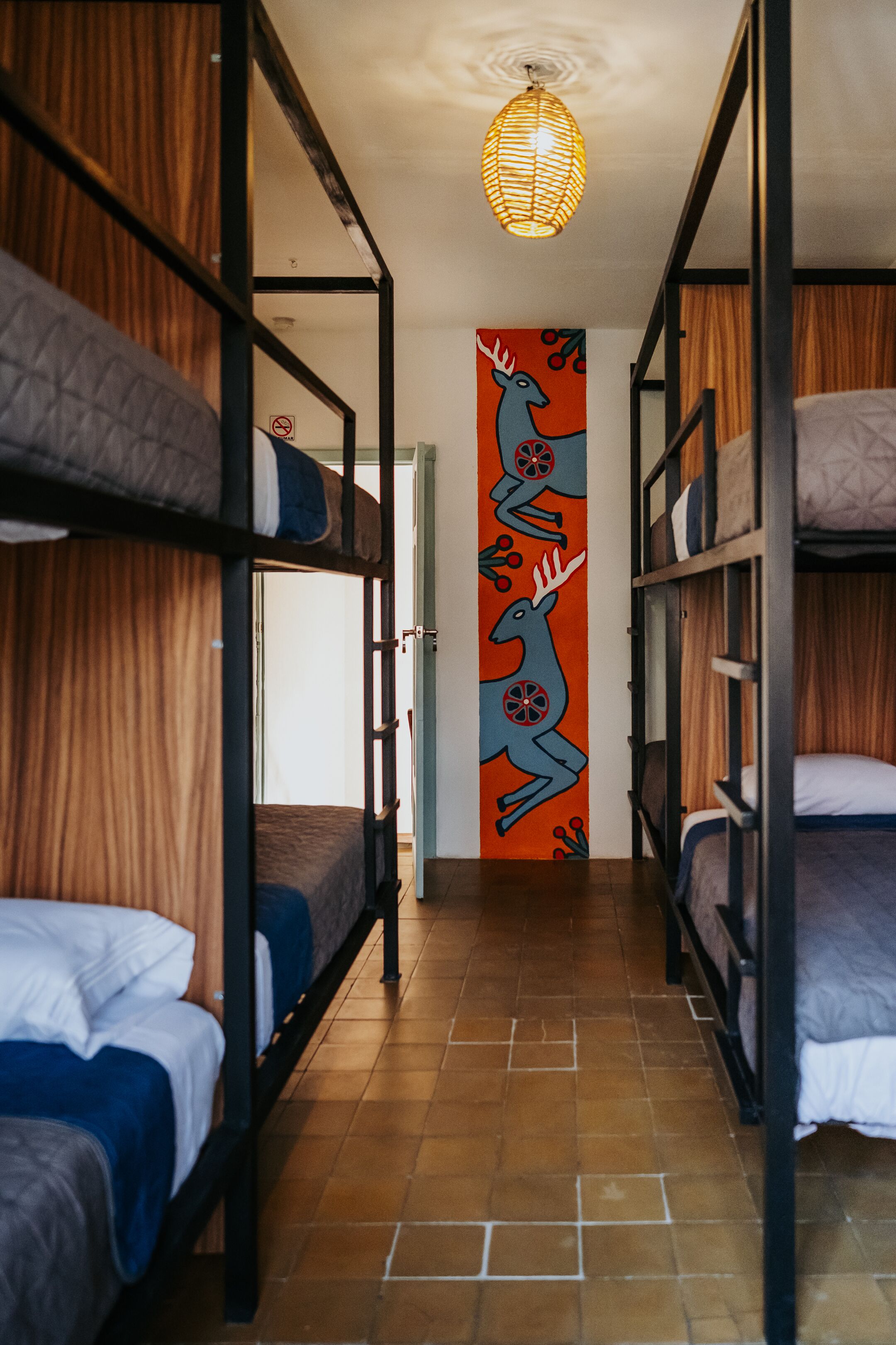 Efimero Hostal