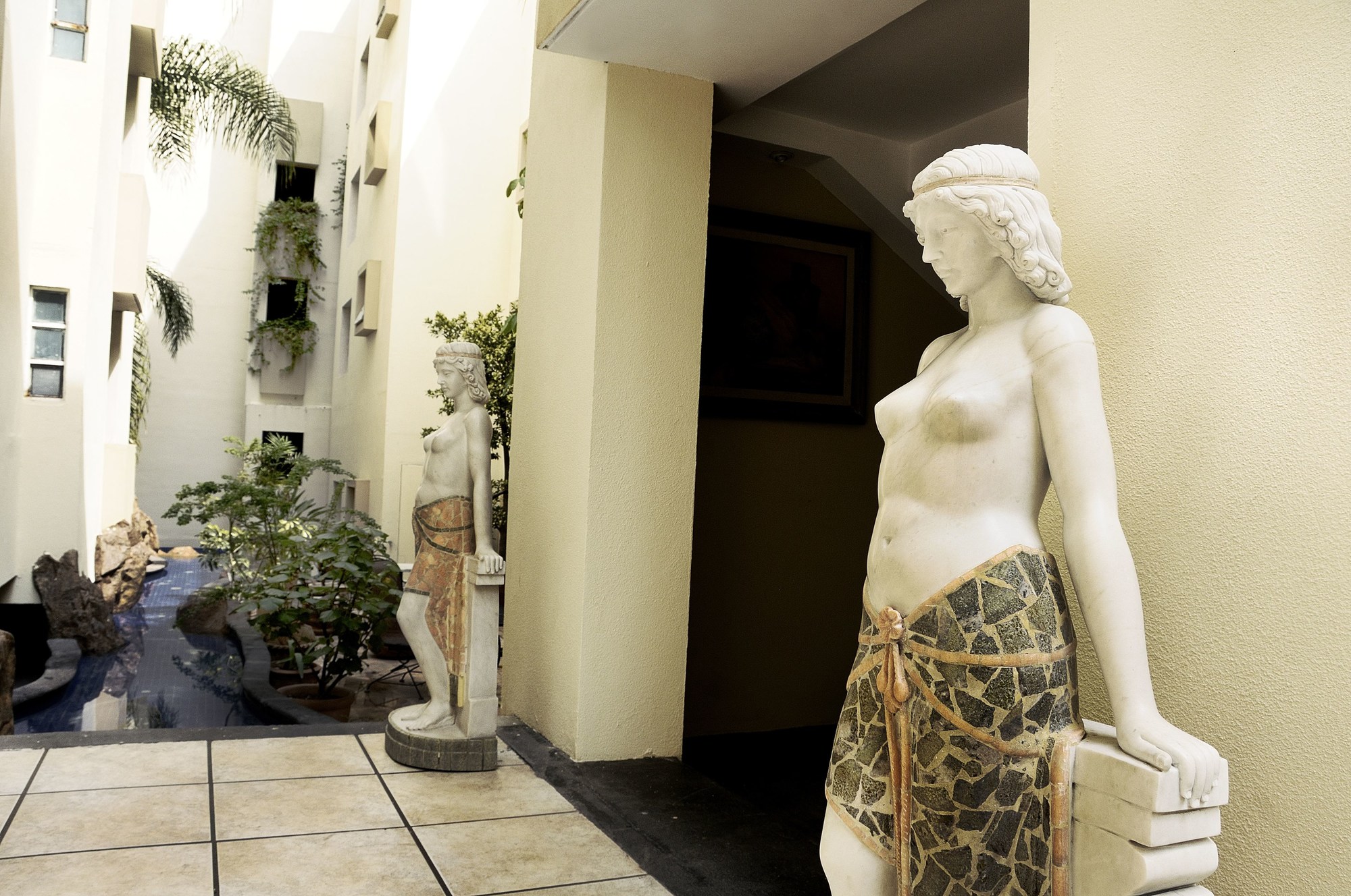 European Life Style Suites