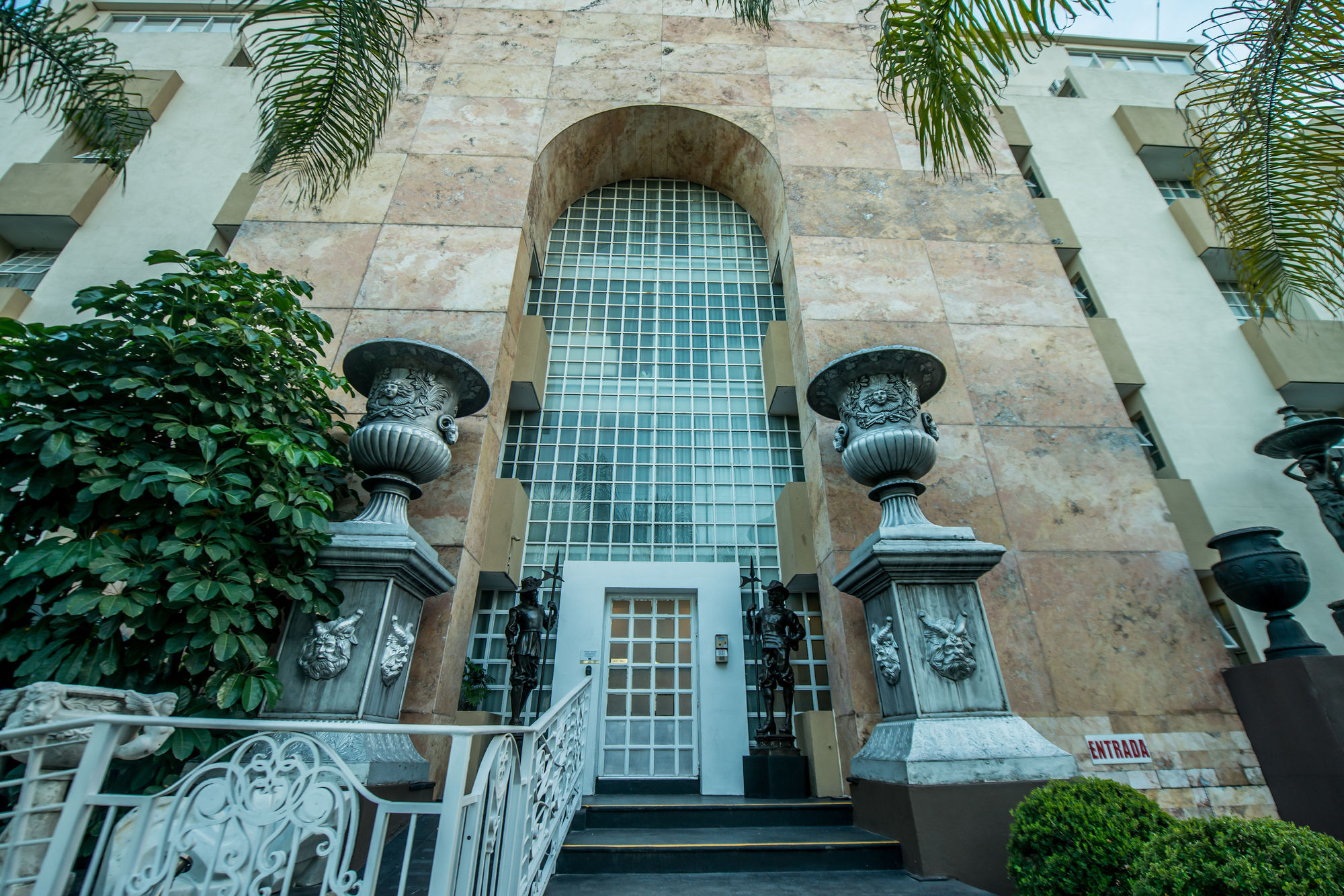 European Life Style Suites
