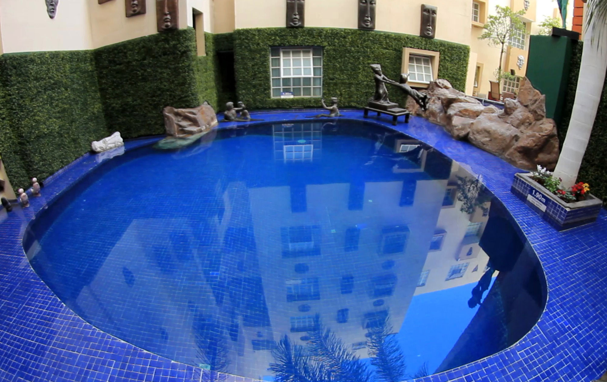 European Life Style Suites