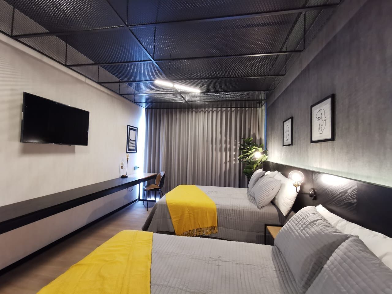 Fulton Business Luxury Hotel