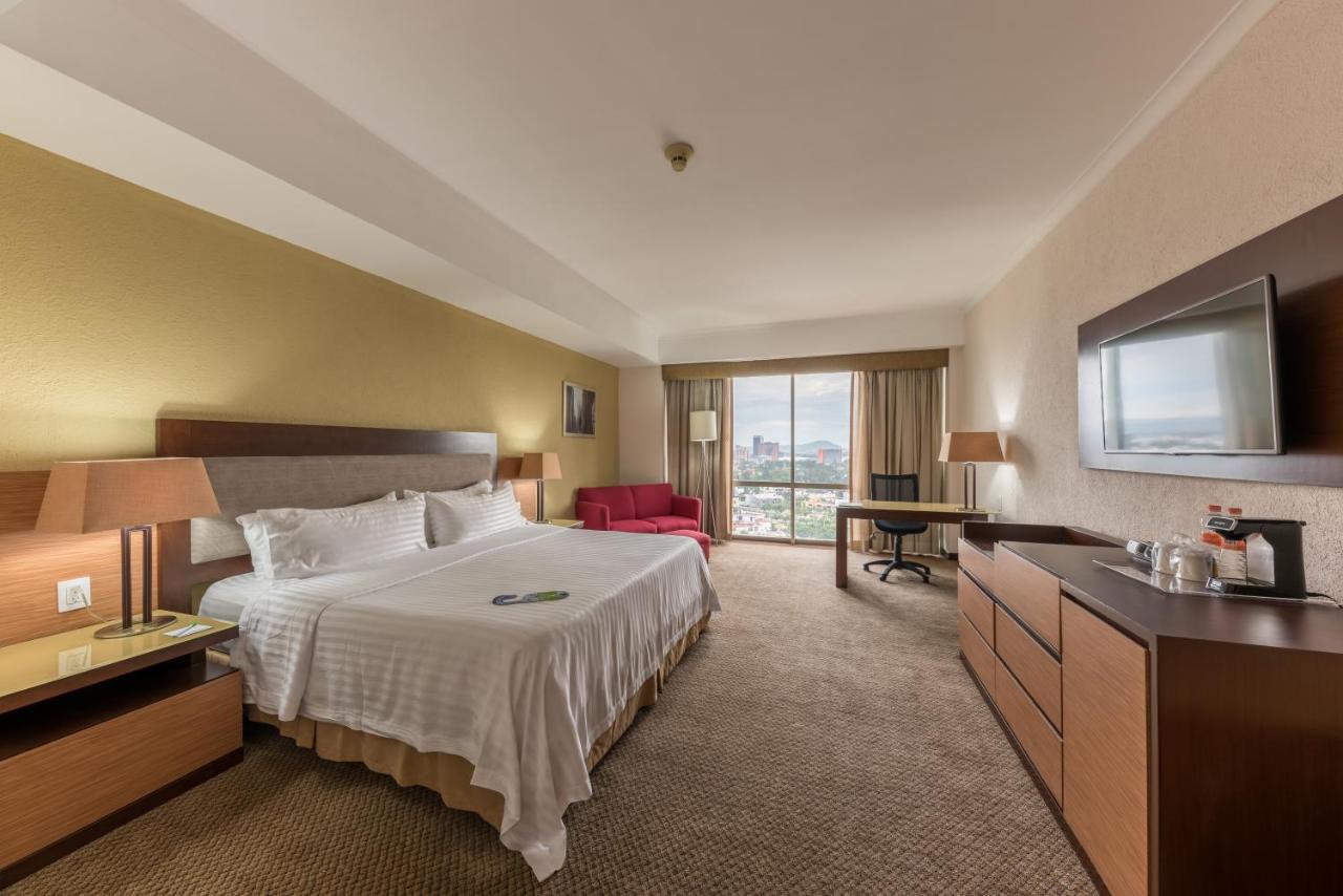 Holiday Inn Select Guadalajara