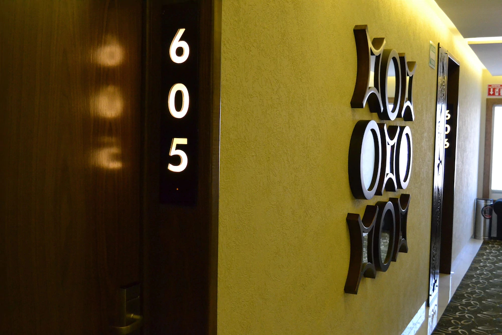 Hotel Dali Plaza