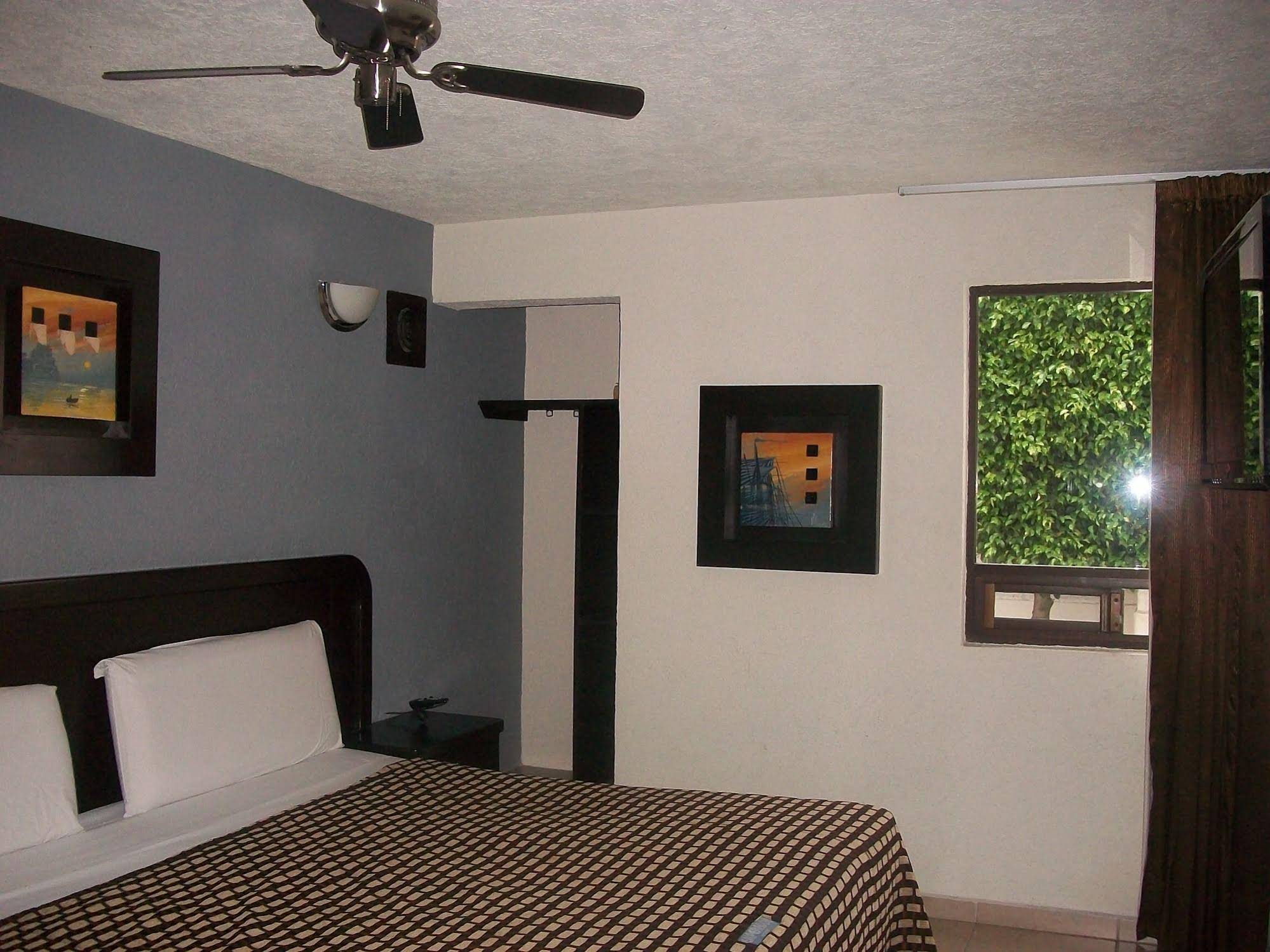 Hotel Emperador