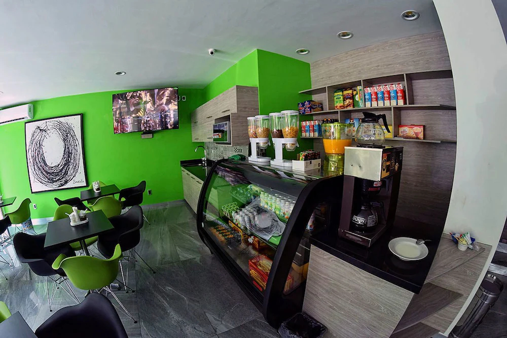 Hotel Lemon Green