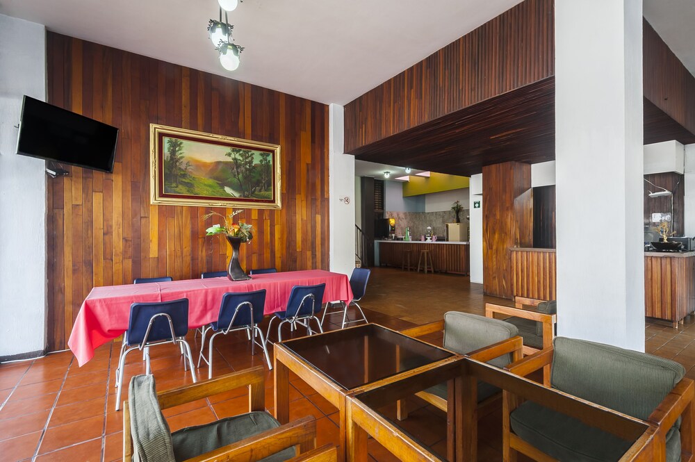 Hotel Flamingos