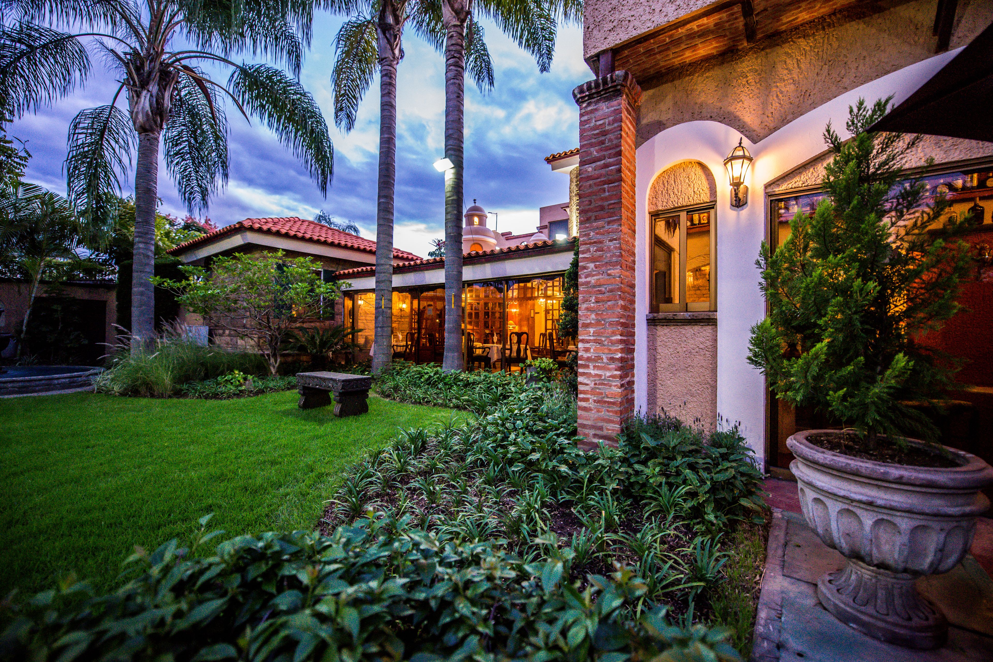 Hotel La Mansión del Sol