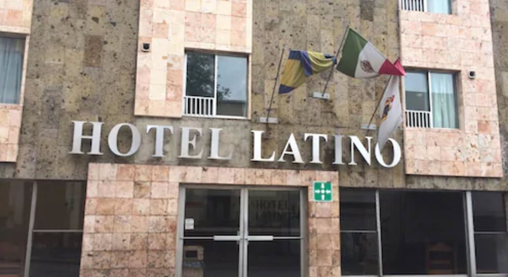 Hotel Latino