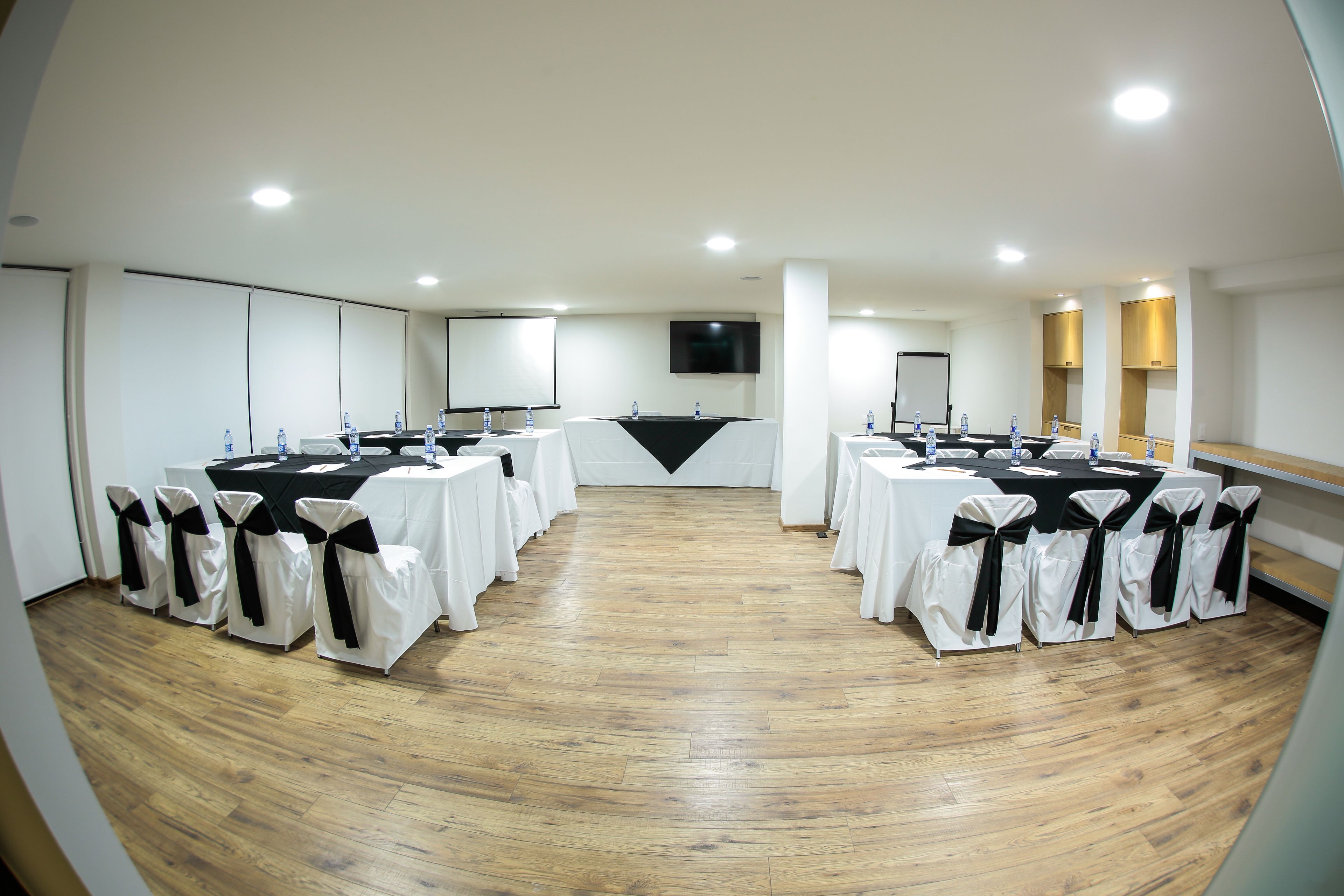 Hotel Perla Central