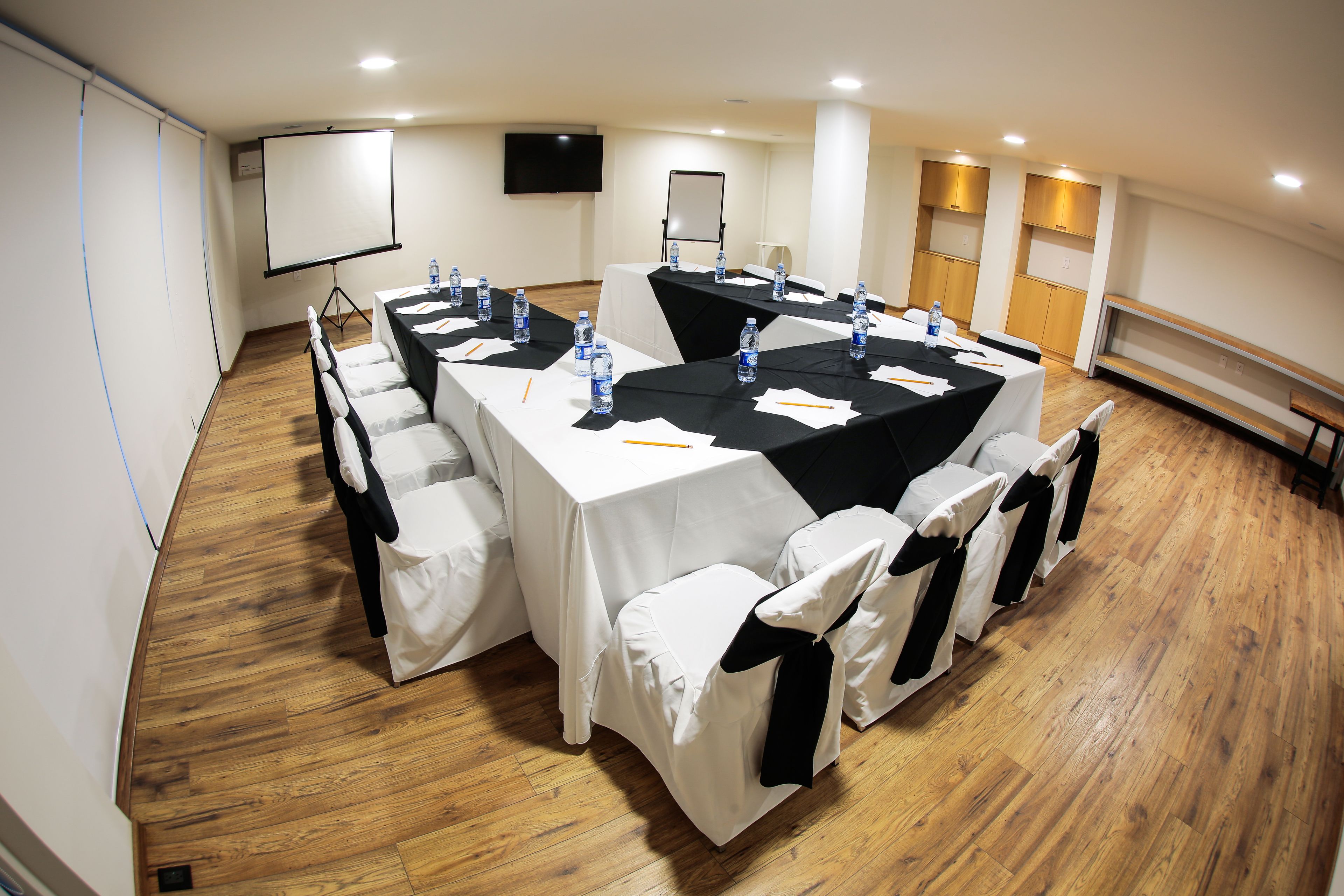 Hotel Perla Central
