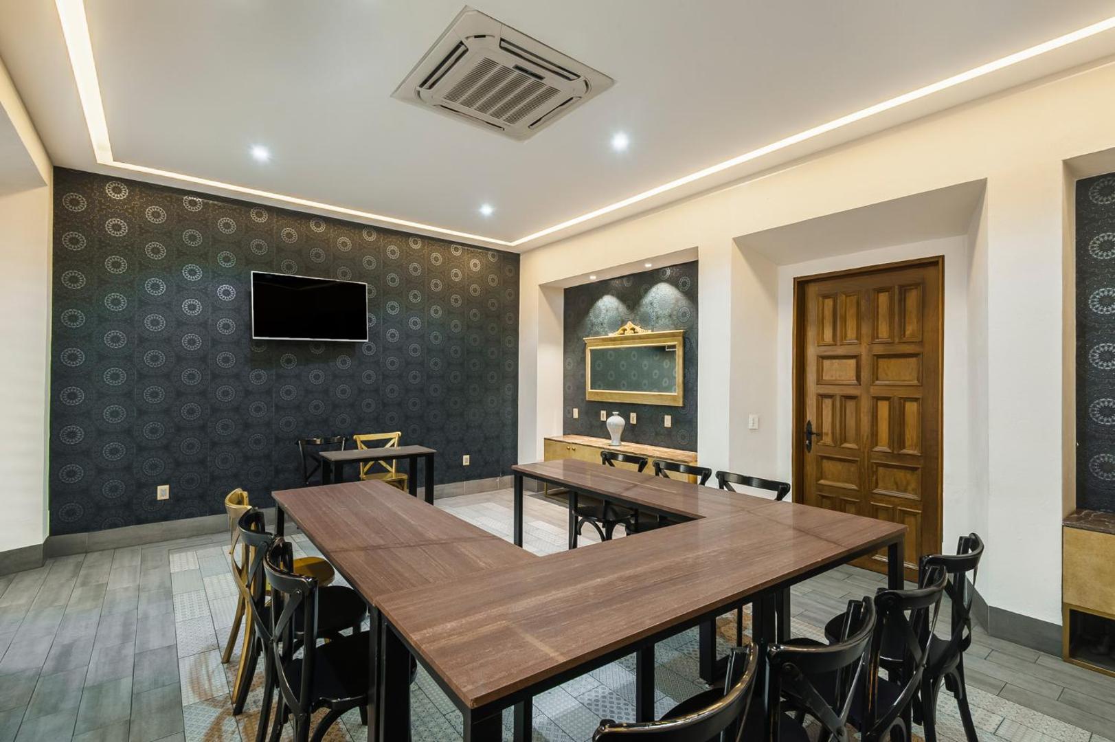 Real Maestranza Hotel