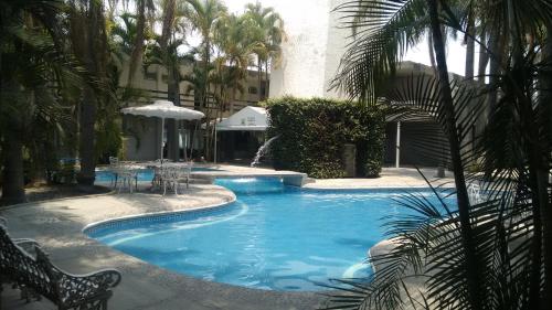Hotel Suites del Real
