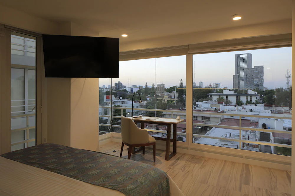 Hotel Velvet Plaza