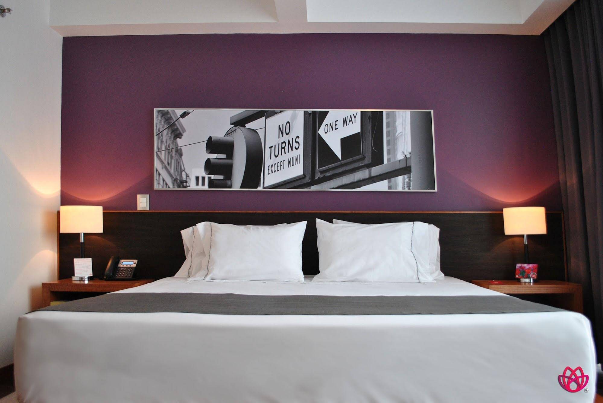 Hotel y Tú