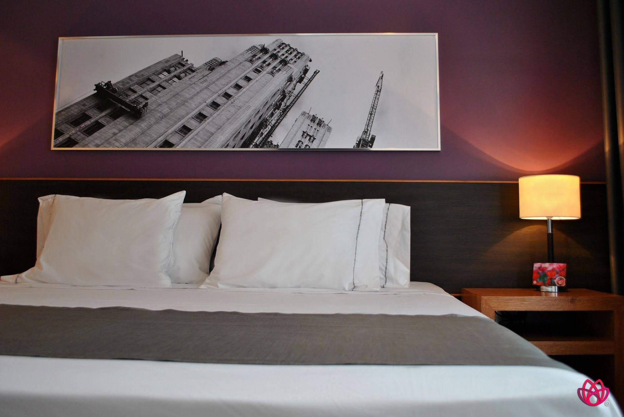 Hotel y Tú