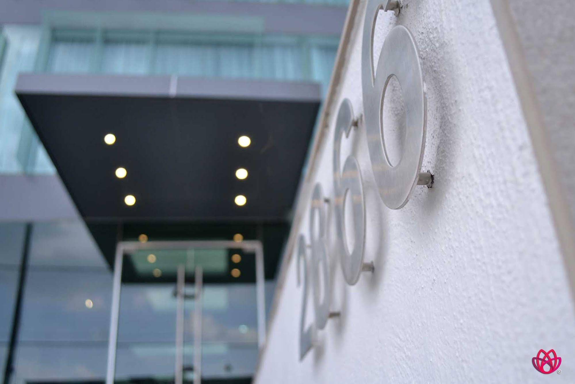 Hotel y Tú