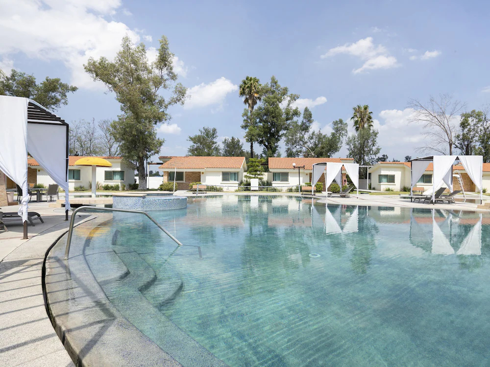 Luna Aqua Villas