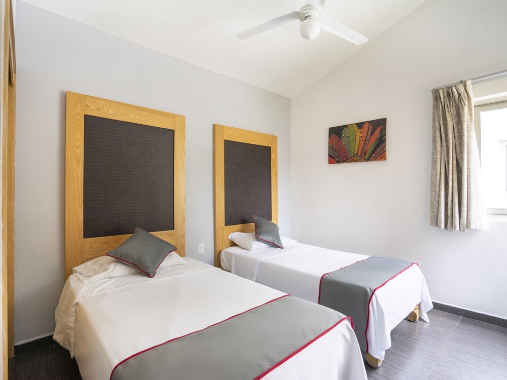 Luna Aqua Villas
