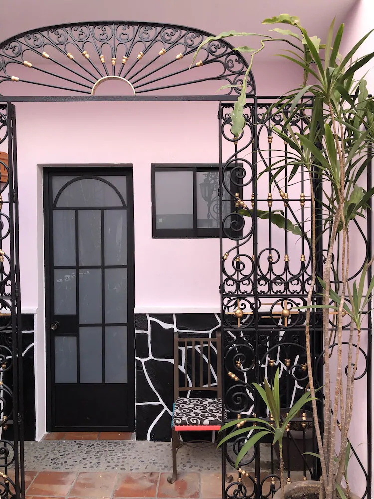 Olga Querida Hostal