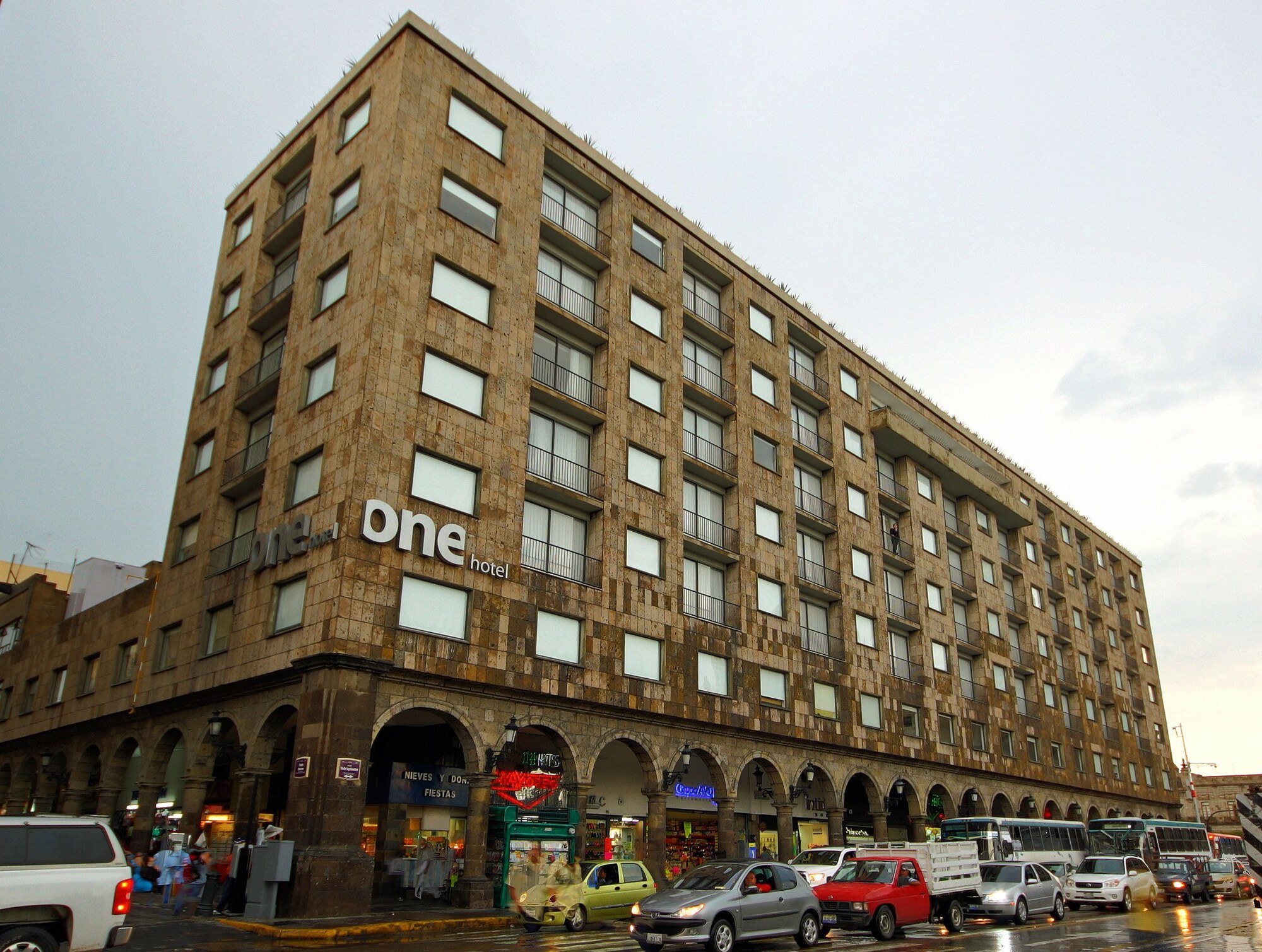 One Guadalajara Centro