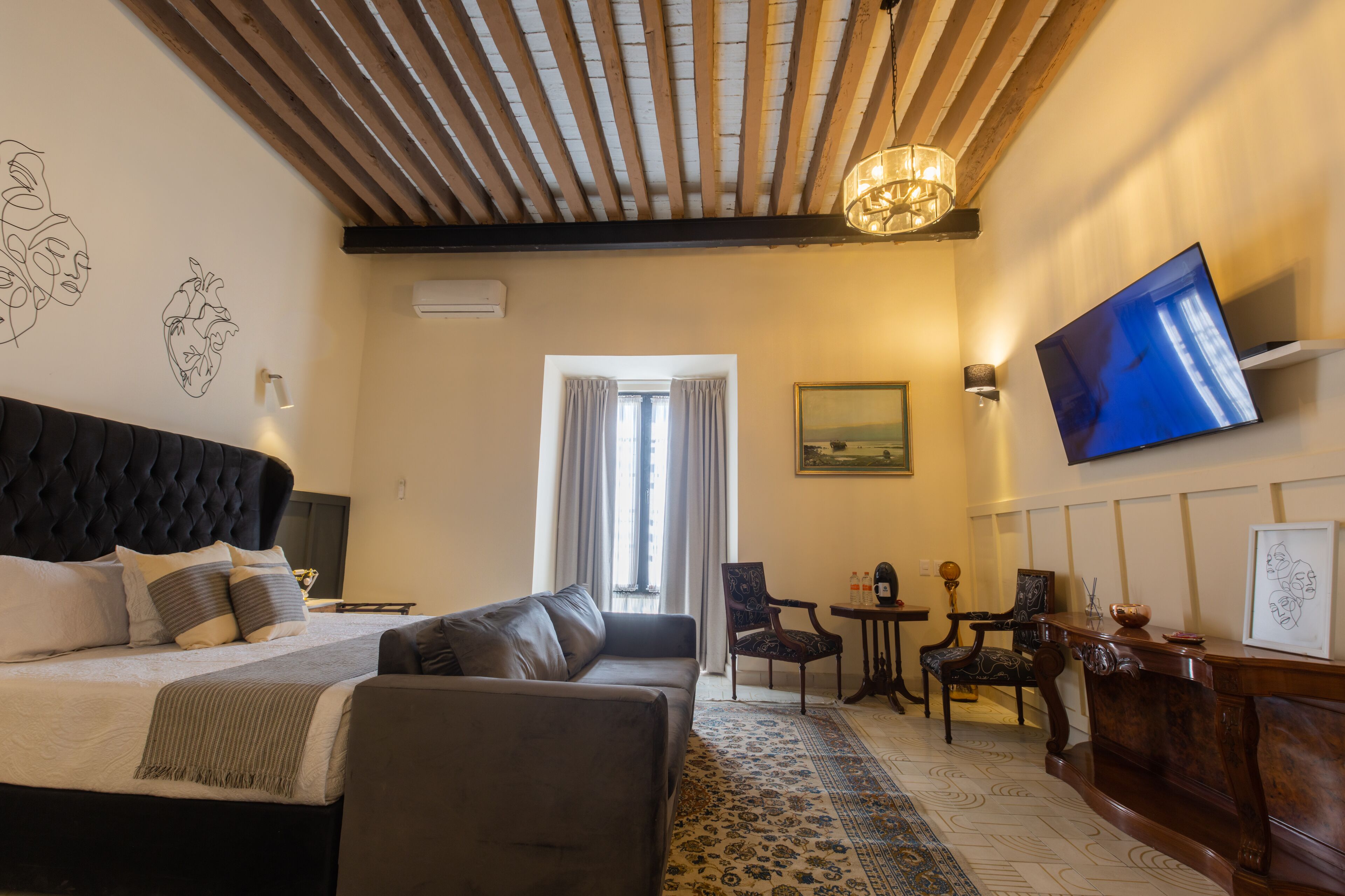 Palpatio Hotel