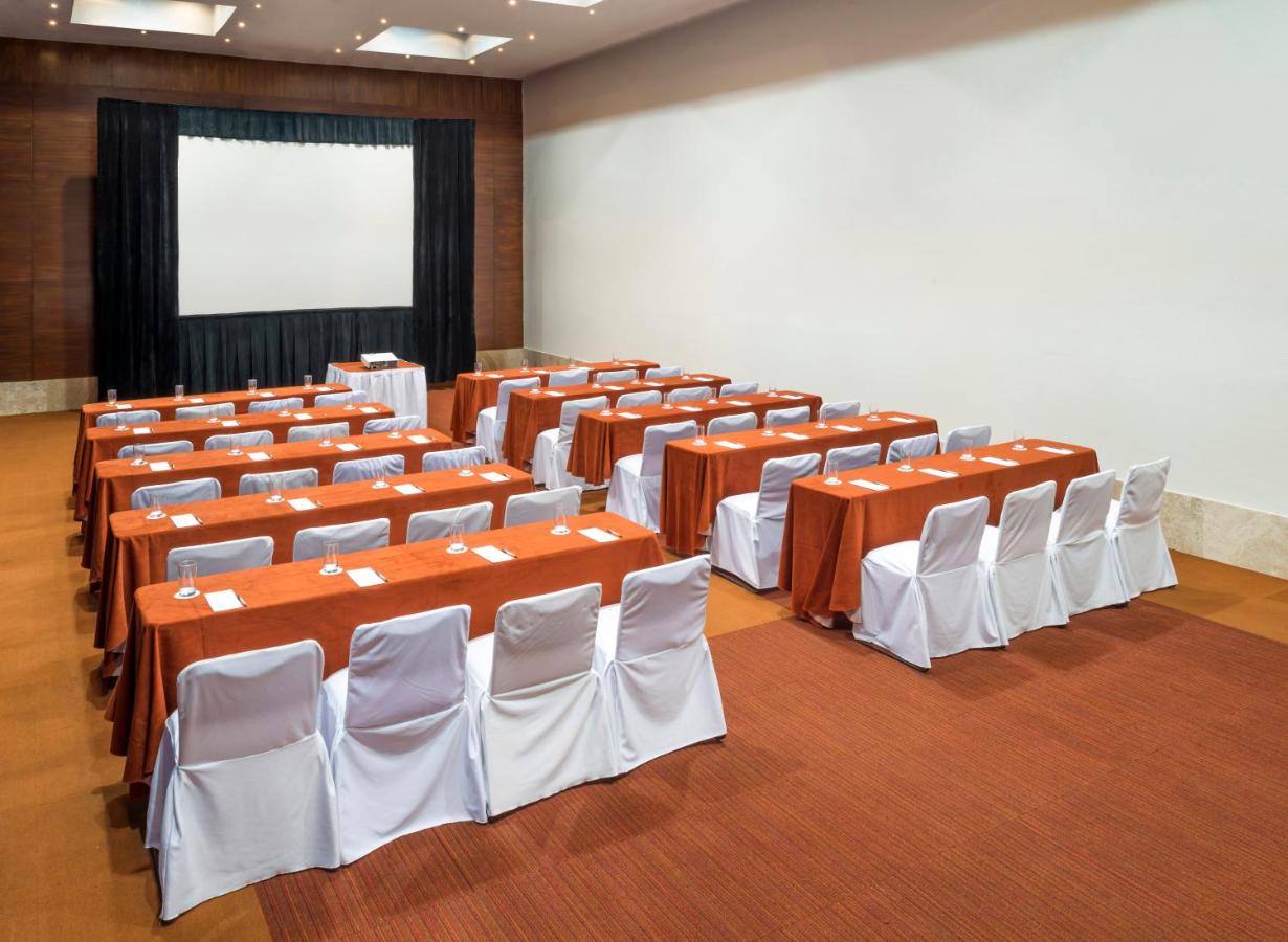 Real Inn Guadalajara Expo