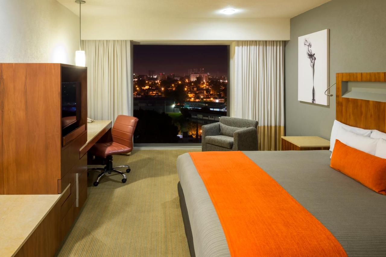 Real Inn Guadalajara Expo