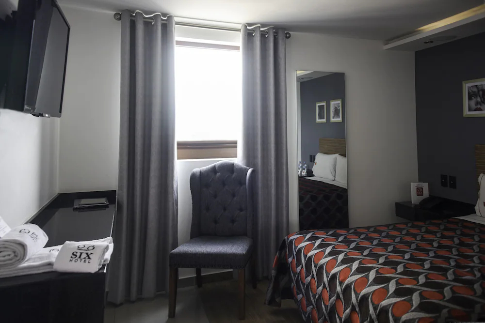 Six Hotel