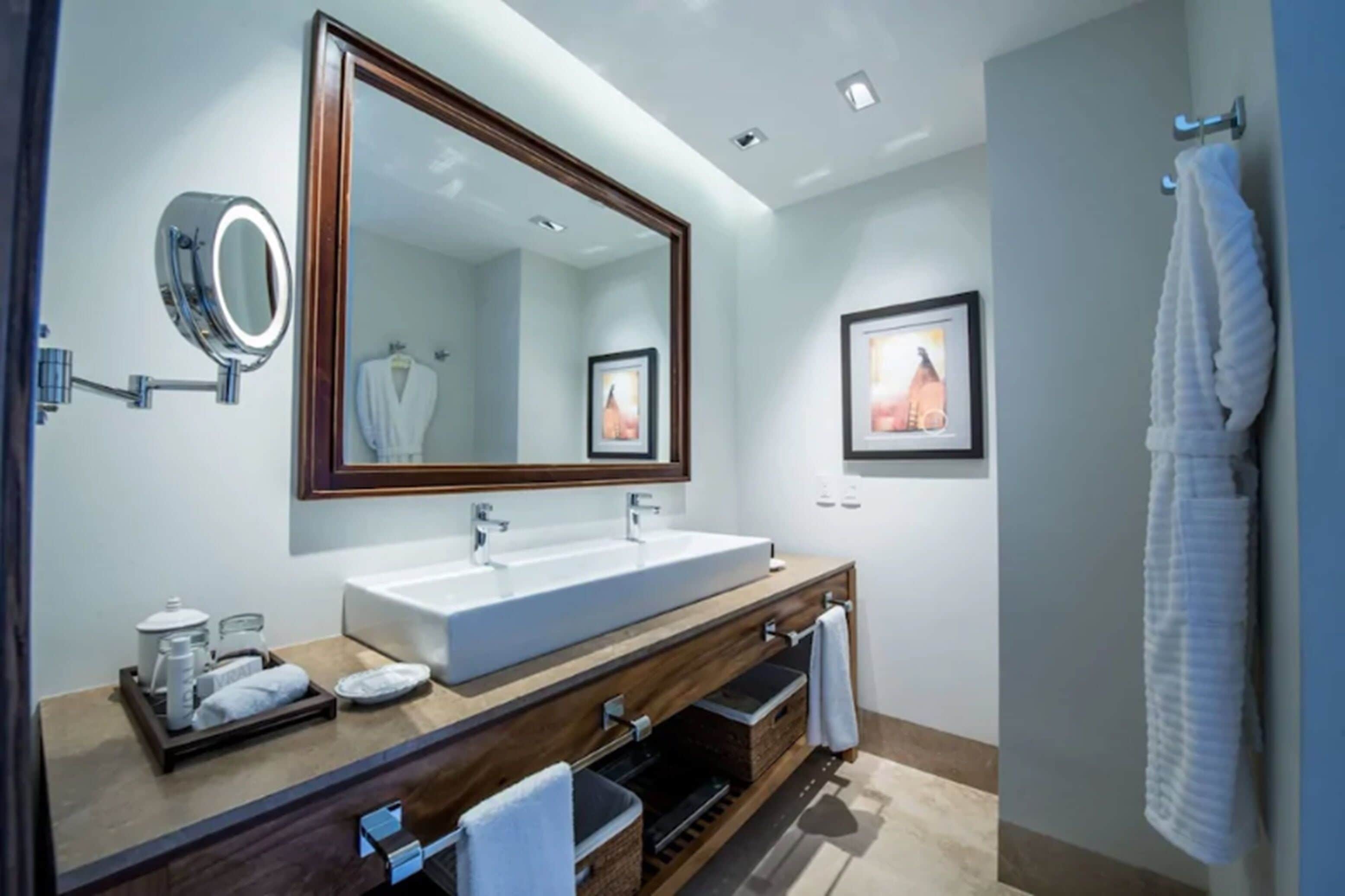 Square Small Luxury Hotel