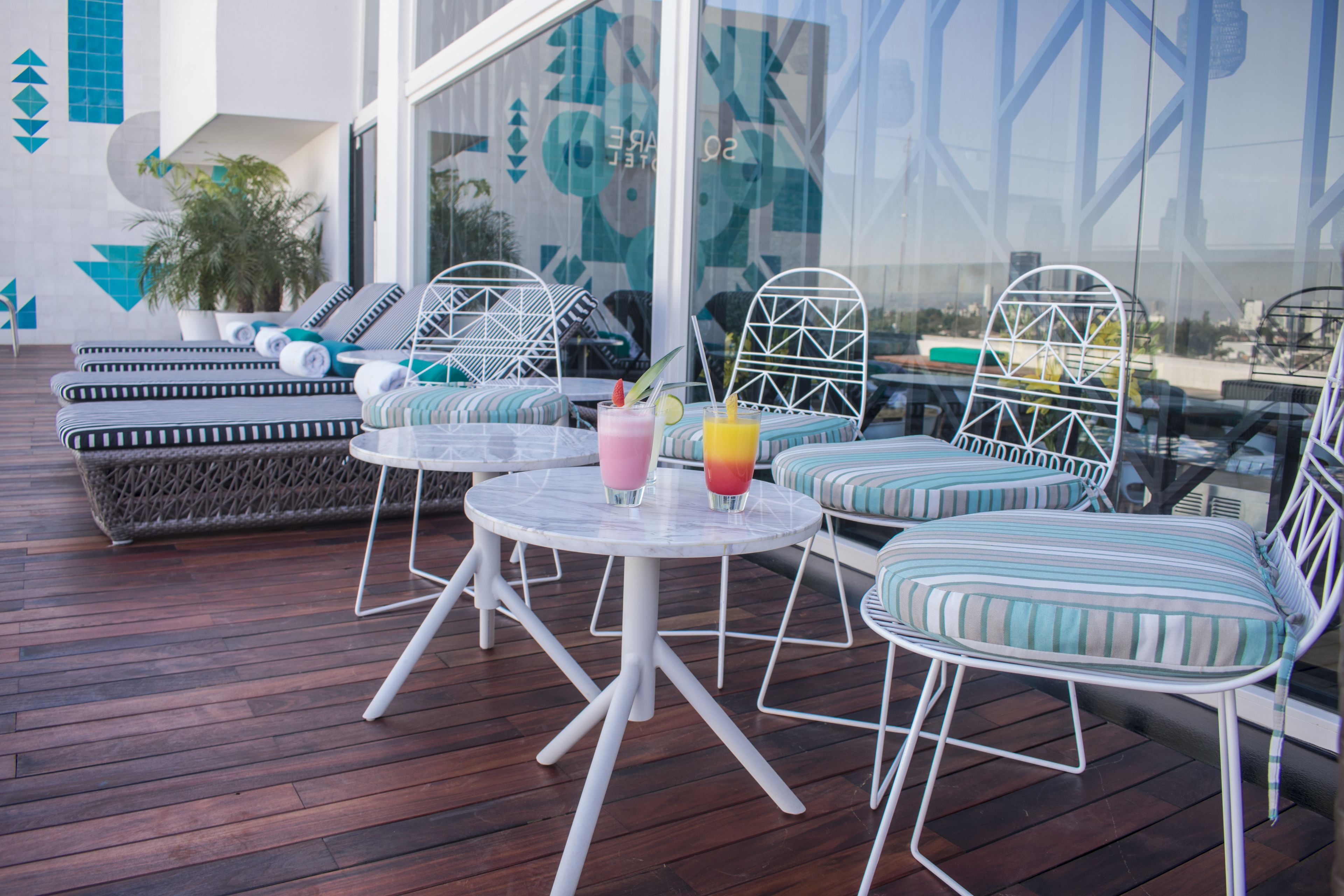 Square Small Luxury Hotel